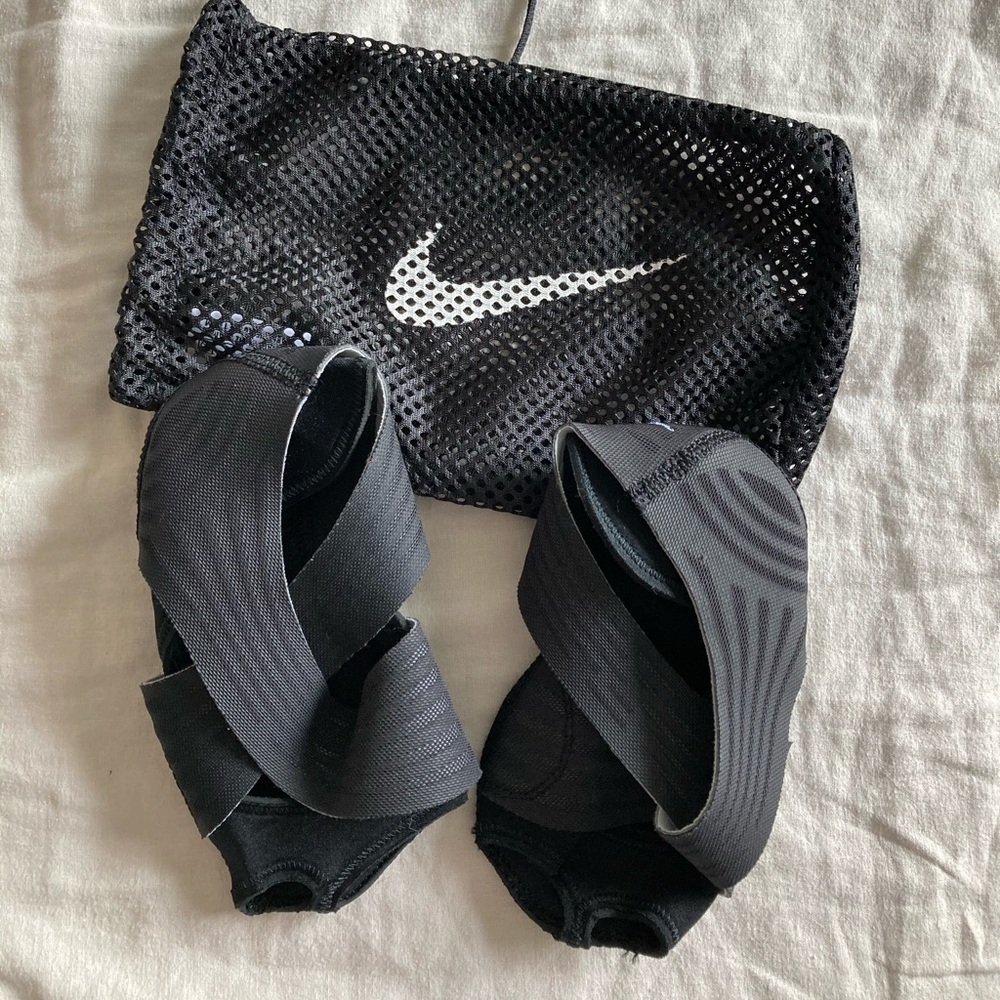 Nike Studio Wrap Barre Shoes